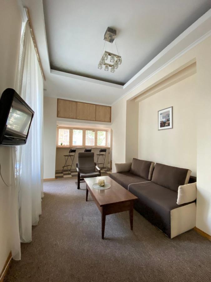 Family Apartment Lviv Luaran gambar